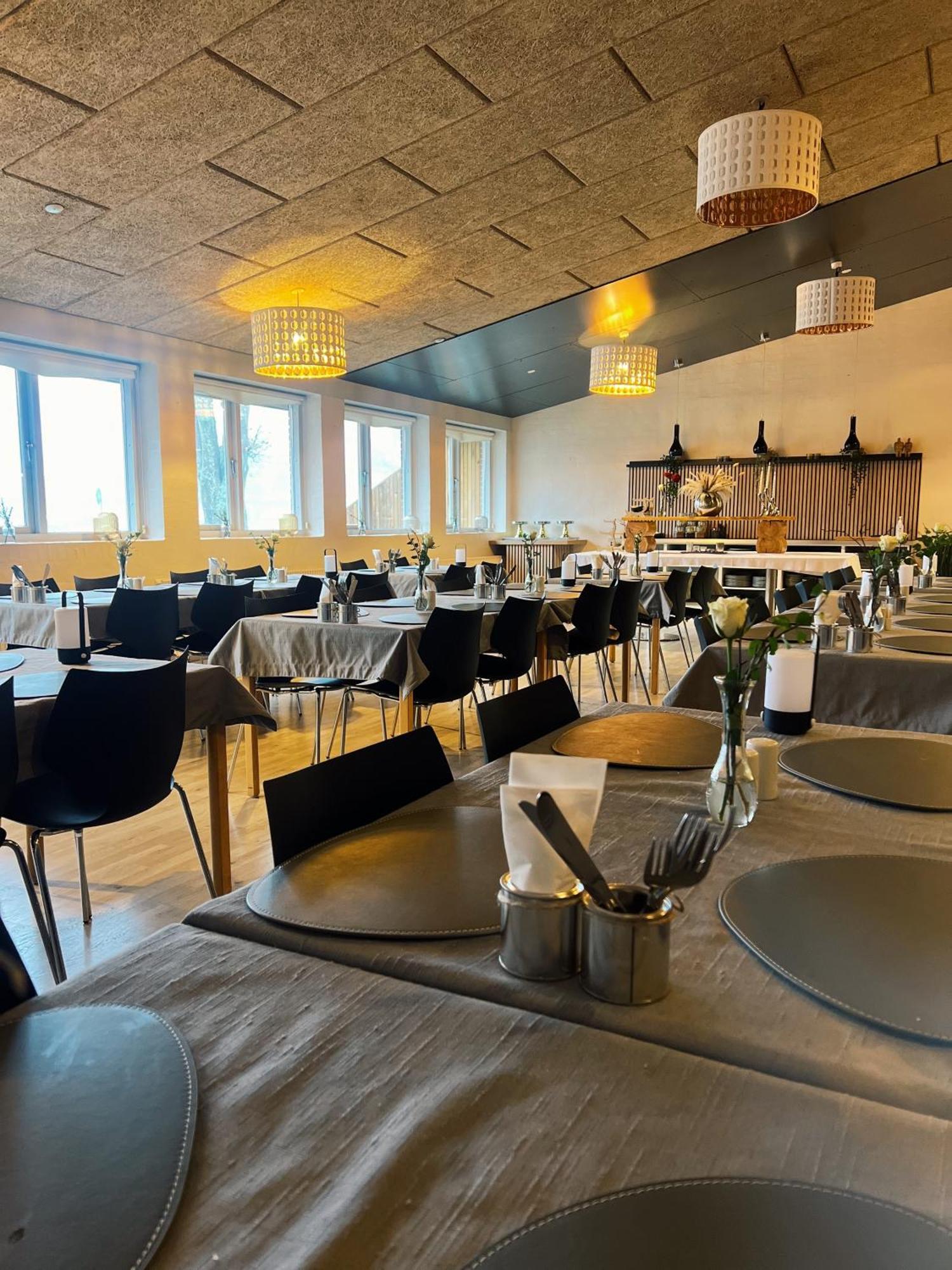 Koncepthotel Oksbøl エクステリア 写真