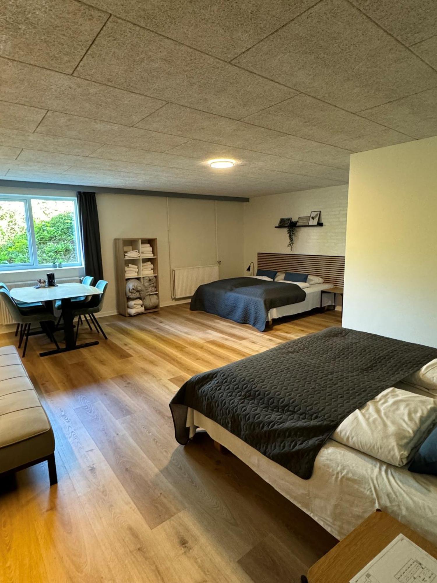 Koncepthotel Oksbøl エクステリア 写真